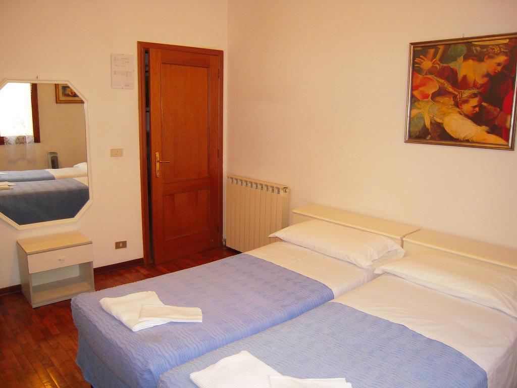 Riva Reno Guesthouse Bologna Ngoại thất bức ảnh