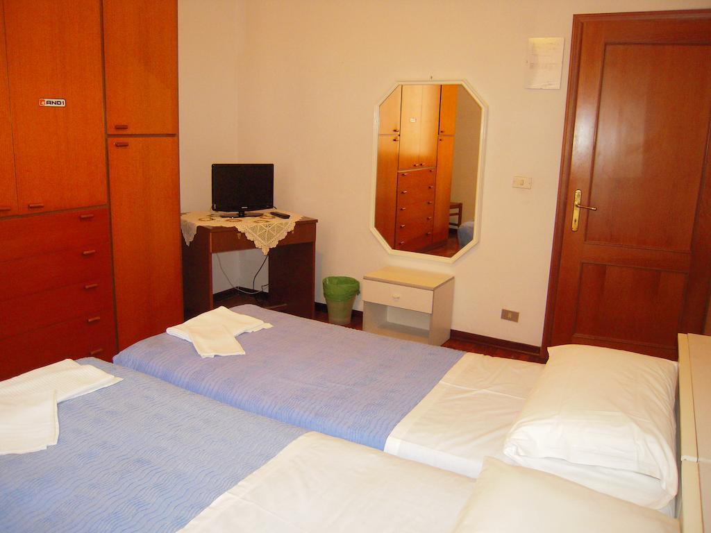 Riva Reno Guesthouse Bologna Ngoại thất bức ảnh